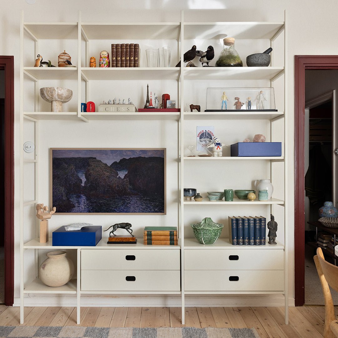 Klara Doktorow's shelf