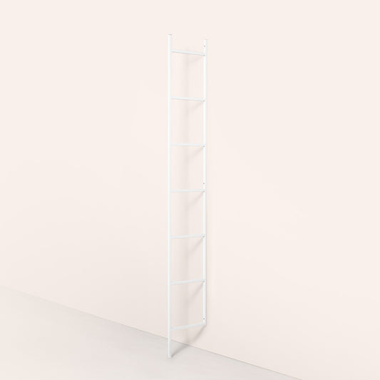 hyllgavel i färgen vit 237cm