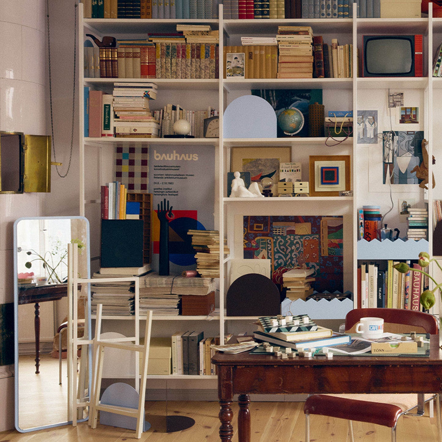 Bookshelf