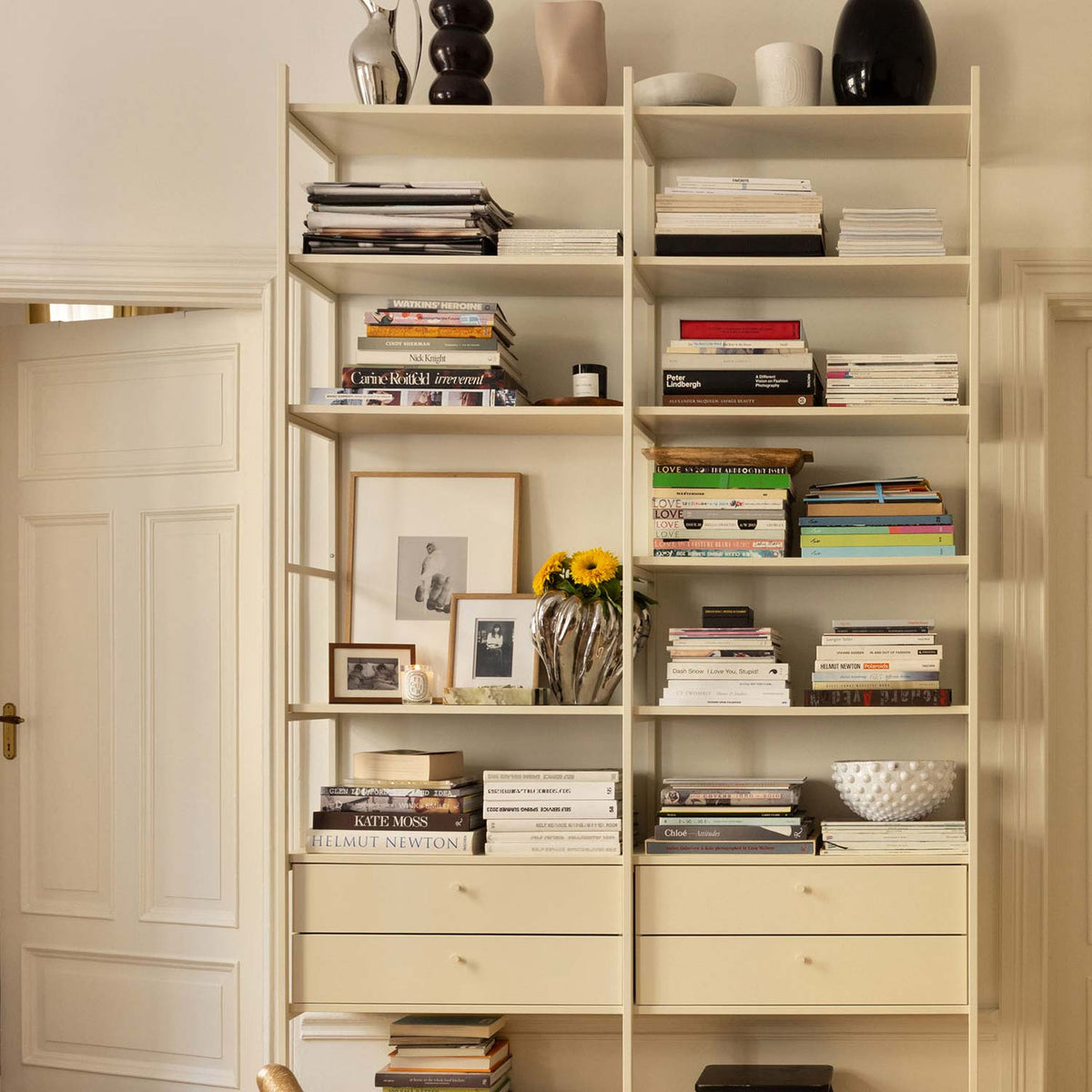 Bücherregal